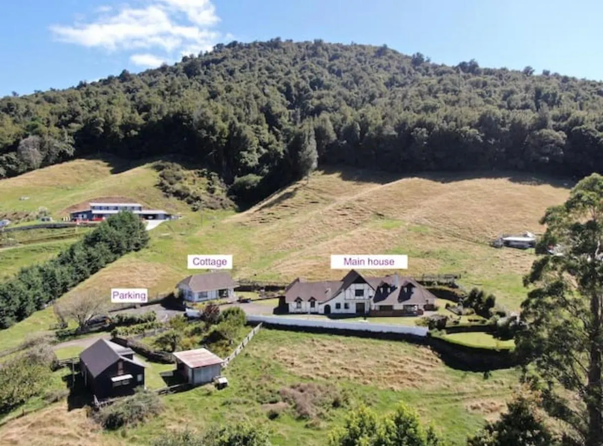 Skyline Mountain View Lodge Up To 16 People Rotorua
