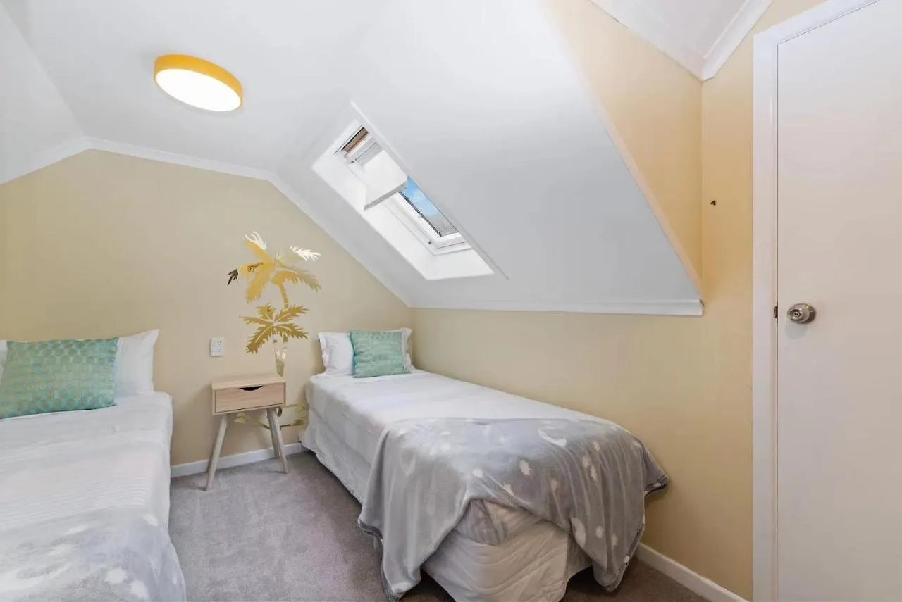 Skyline Mountain View Lodge Up To 16 People Rotorua Villa